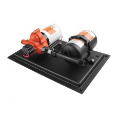 Seaflo 33 Series Pump with Integrated 0.75 L Accumulator Tank 24V